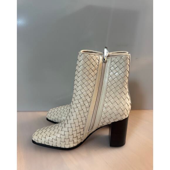 PAIGE Frances Ankle Boot bone leather size 10 (new) $398.00 retail price - Picture 2 of 10